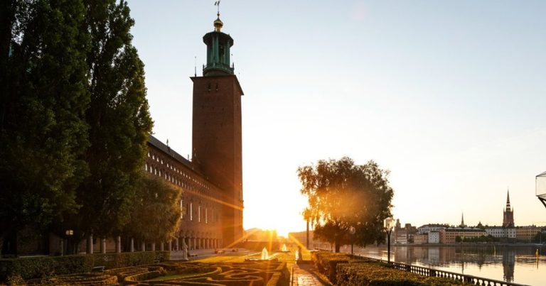 Klättra upp och se hela Stockholm på en gång