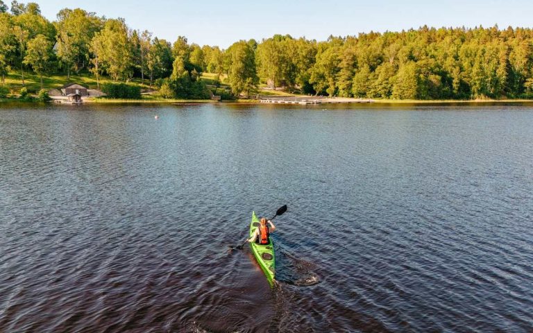 Paddla kajak, kanot eller SUP på Lida