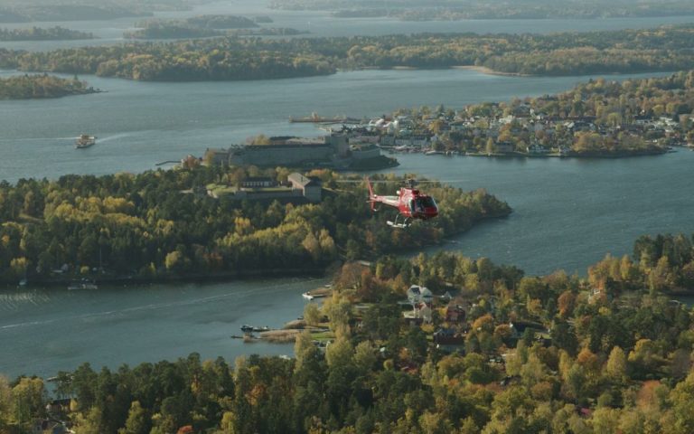 Se staden från ovan med helikoptertur